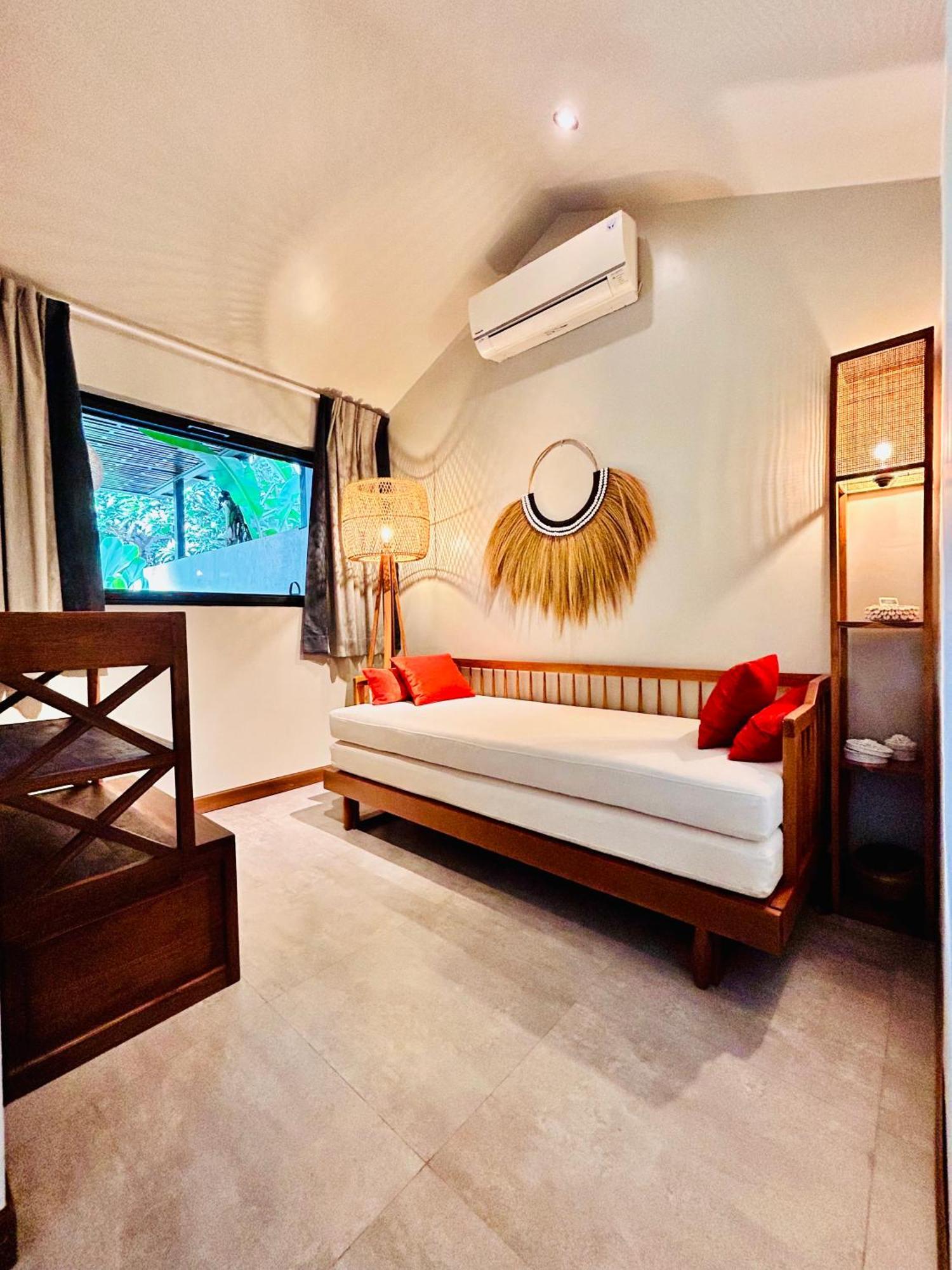 Karmagali Suites Adults Only & Private Pool Family Villas Sanur Esterno foto